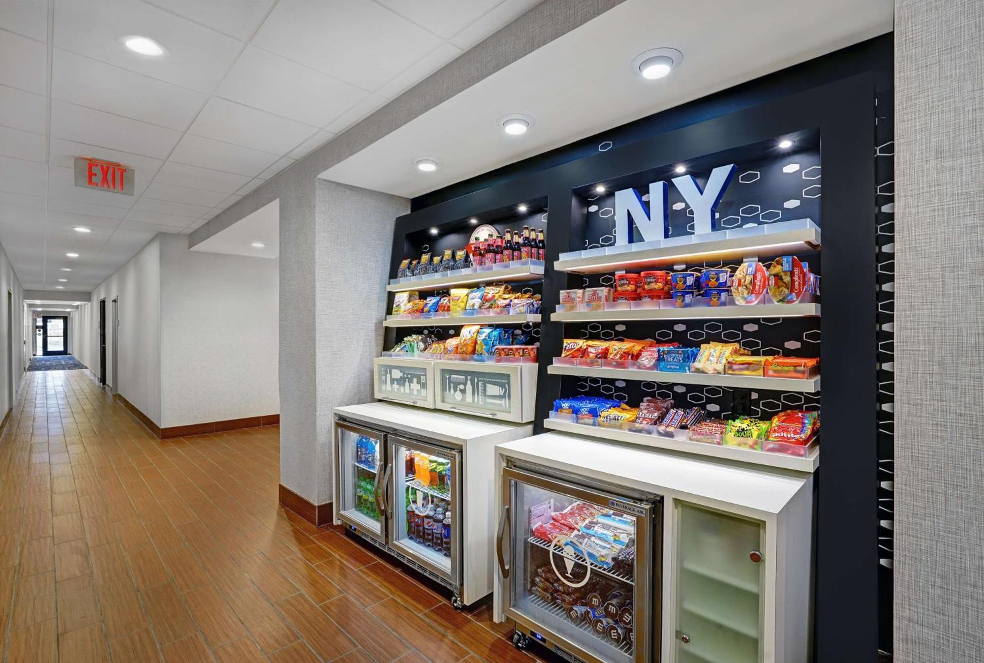 Hampton Inn Utica Εξωτερικό φωτογραφία