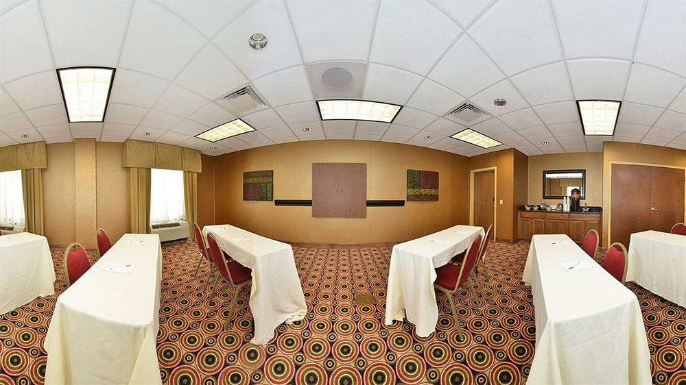Hampton Inn Utica Εξωτερικό φωτογραφία